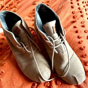 Suede wedge Tom shoes